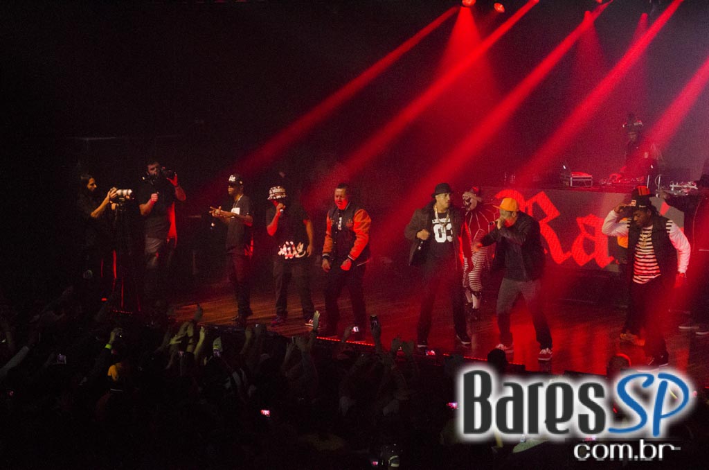 Racionais Mc's e Das EFX agitaram o palco da Audio Club com muito Rap Racionais Mc's e Das EFX agitaram o palco da Audio Club com muito Rap