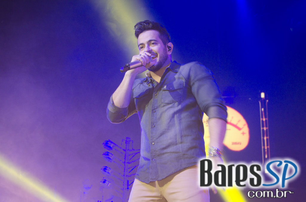 Henrique & Diego receberam convidados em show de lançamento da Festa do Peão de Barretos 2015 no Espaço das Américas Henrique & Diego receberam convidados em show de lançamento da Festa do Peão de Barretos 2015 no Espaço das Américas