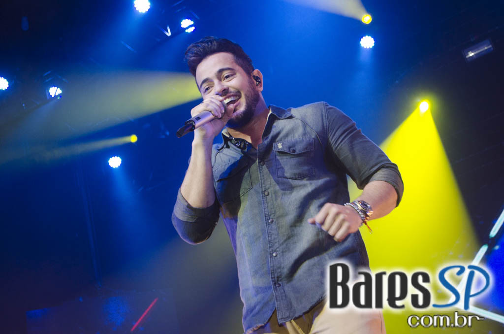 Henrique & Diego receberam convidados em show de lançamento da Festa do Peão de Barretos 2015 no Espaço das Américas Henrique & Diego receberam convidados em show de lançamento da Festa do Peão de Barretos 2015 no Espaço das Américas