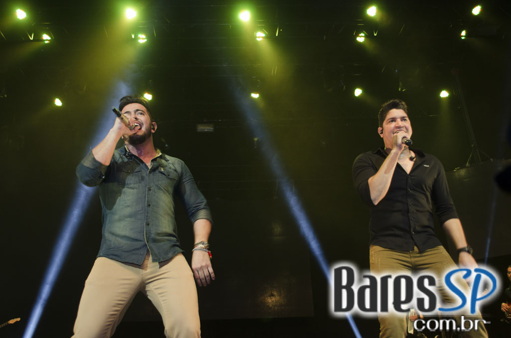 Henrique & Diego receberam convidados em show de lançamento da Festa do Peão de Barretos 2015 no Espaço das Américas Henrique & Diego receberam convidados em show de lançamento da Festa do Peão de Barretos 2015 no Espaço das Américas