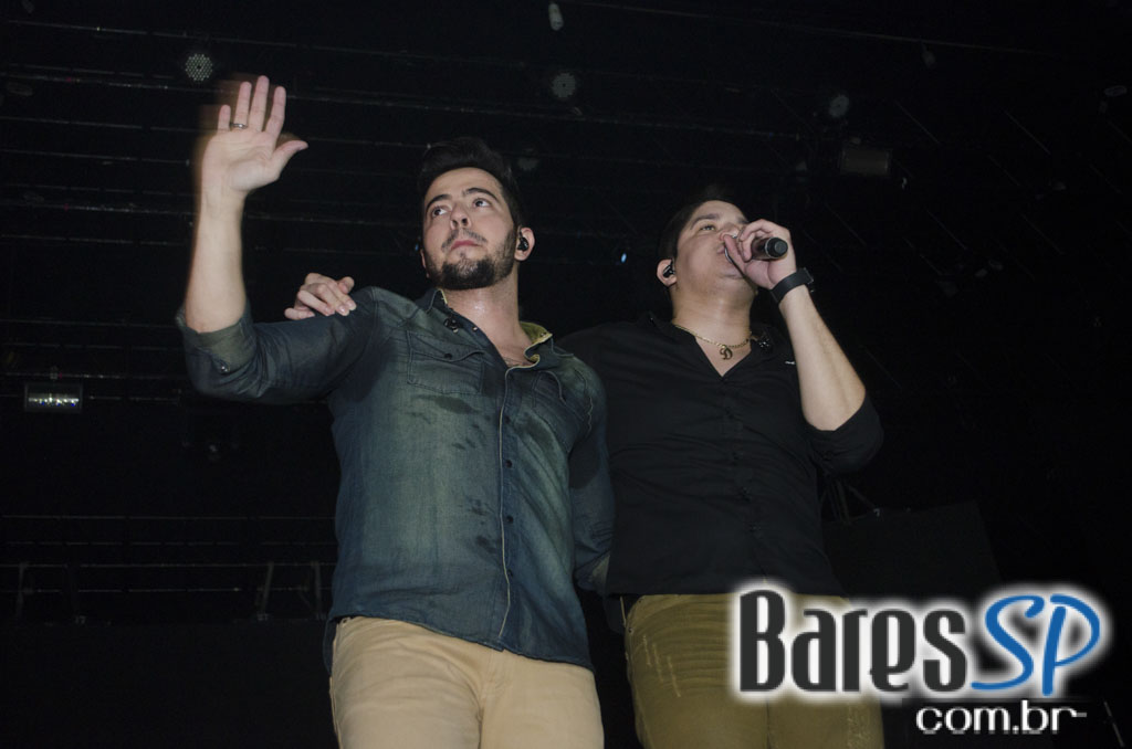 Henrique & Diego receberam convidados em show de lançamento da Festa do Peão de Barretos 2015 no Espaço das Américas Henrique & Diego receberam convidados em show de lançamento da Festa do Peão de Barretos 2015 no Espaço das Américas