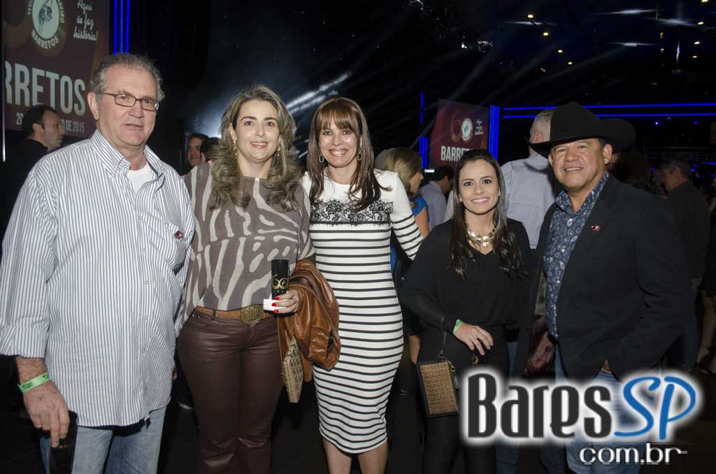 Henrique & Diego receberam convidados em show de lançamento da Festa do Peão de Barretos 2015 no Espaço das Américas Henrique & Diego receberam convidados em show de lançamento da Festa do Peão de Barretos 2015 no Espaço das Américas