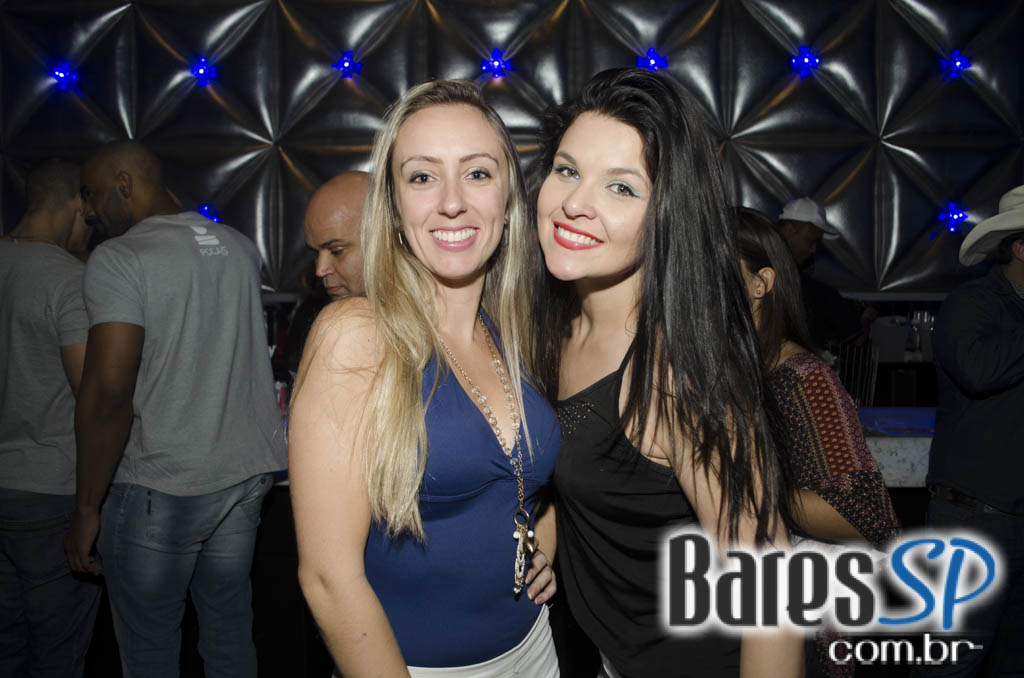 Henrique & Diego receberam convidados em show de lançamento da Festa do Peão de Barretos 2015 no Espaço das Américas Henrique & Diego receberam convidados em show de lançamento da Festa do Peão de Barretos 2015 no Espaço das Américas