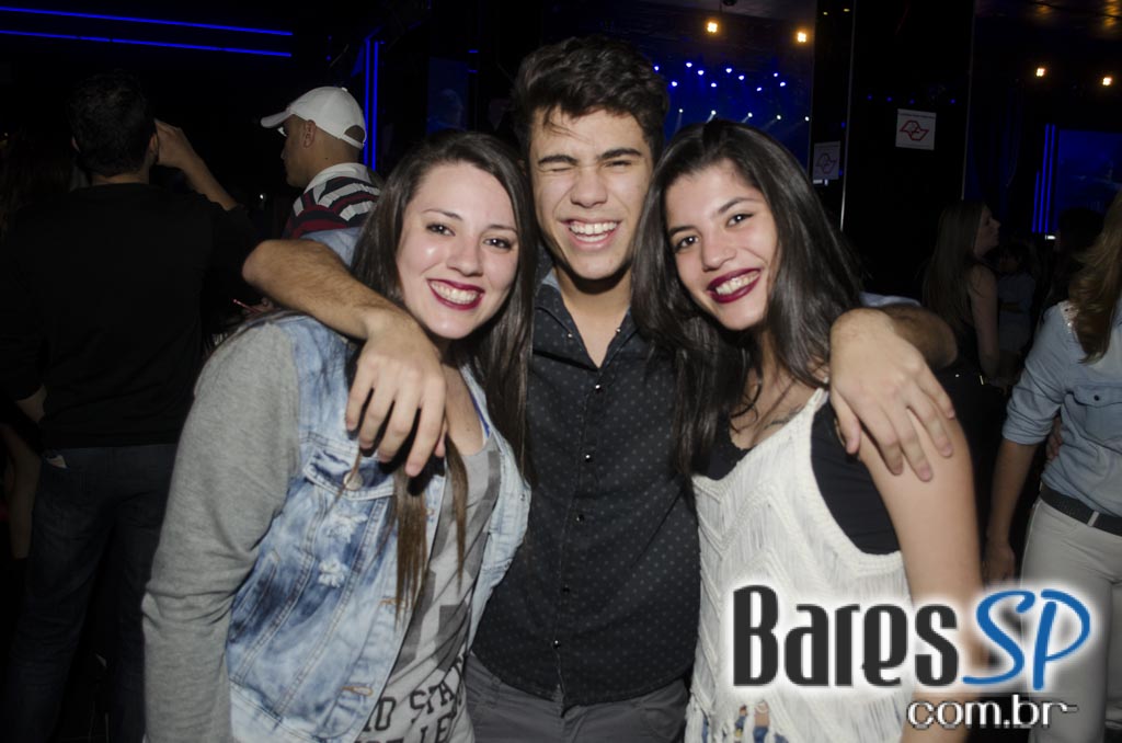 Henrique & Diego receberam convidados em show de lançamento da Festa do Peão de Barretos 2015 no Espaço das Américas Henrique & Diego receberam convidados em show de lançamento da Festa do Peão de Barretos 2015 no Espaço das Américas