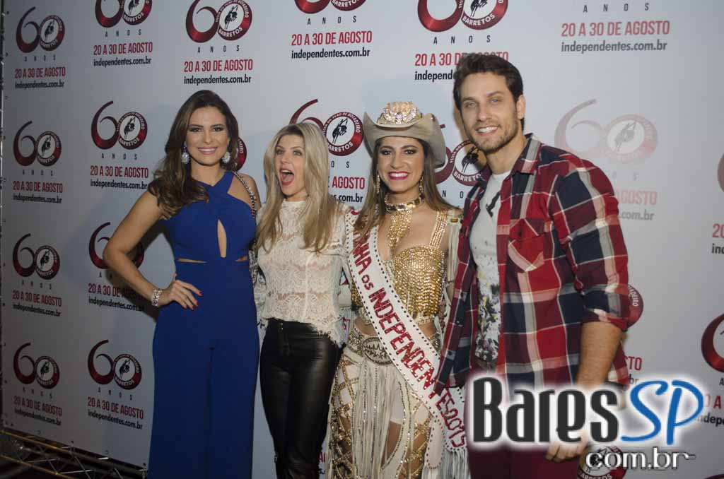 Henrique & Diego receberam convidados em show de lançamento da Festa do Peão de Barretos 2015 no Espaço das Américas Henrique & Diego receberam convidados em show de lançamento da Festa do Peão de Barretos 2015 no Espaço das Américas