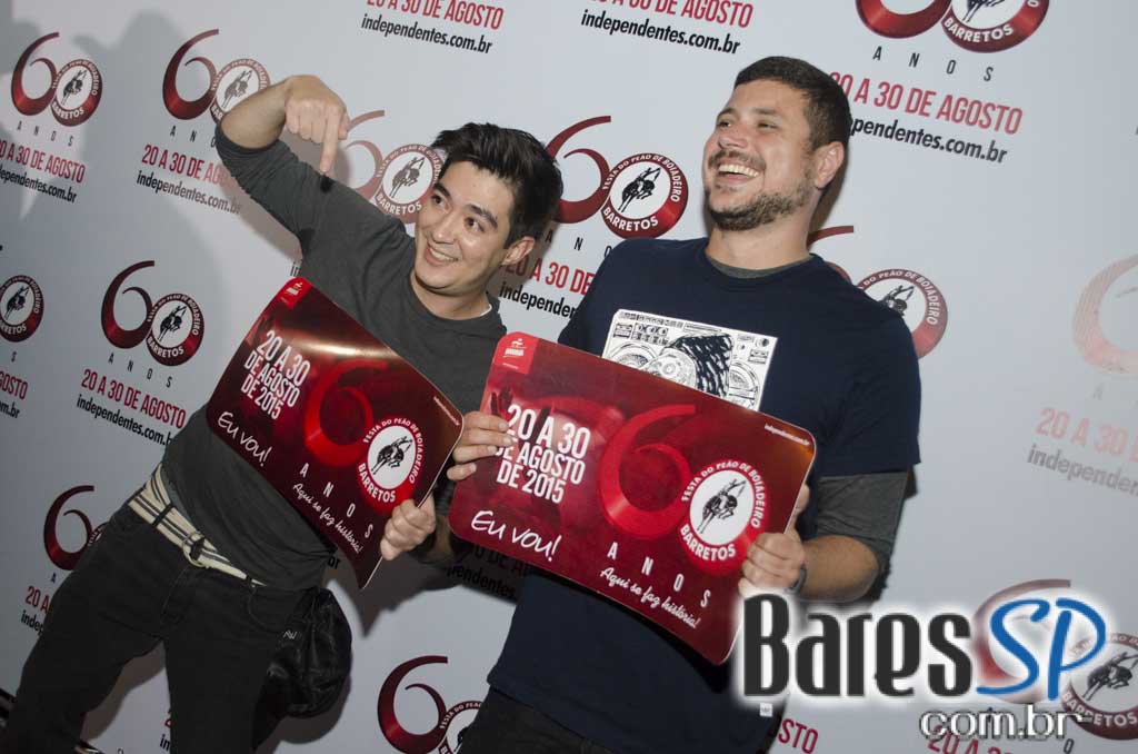 Henrique & Diego receberam convidados em show de lançamento da Festa do Peão de Barretos 2015 no Espaço das Américas Henrique & Diego receberam convidados em show de lançamento da Festa do Peão de Barretos 2015 no Espaço das Américas