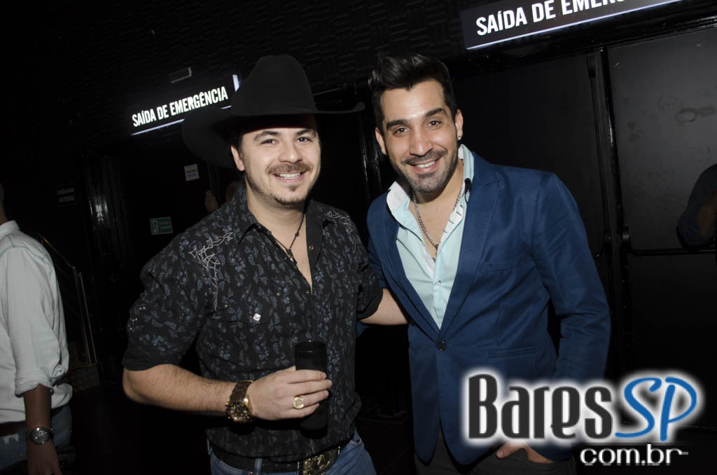 Henrique & Diego receberam convidados em show de lançamento da Festa do Peão de Barretos 2015 no Espaço das Américas Henrique & Diego receberam convidados em show de lançamento da Festa do Peão de Barretos 2015 no Espaço das Américas