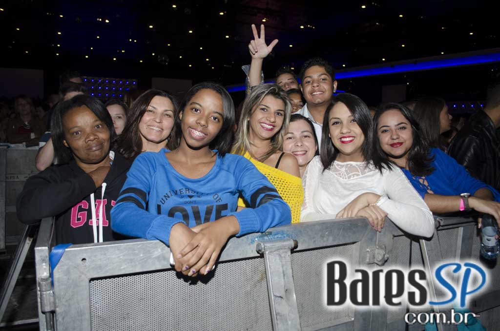 Henrique & Diego receberam convidados em show de lançamento da Festa do Peão de Barretos 2015 no Espaço das Américas Henrique & Diego receberam convidados em show de lançamento da Festa do Peão de Barretos 2015 no Espaço das Américas