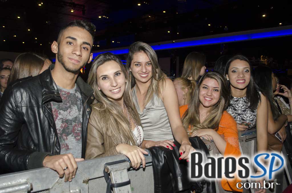 Henrique & Diego receberam convidados em show de lançamento da Festa do Peão de Barretos 2015 no Espaço das Américas Henrique & Diego receberam convidados em show de lançamento da Festa do Peão de Barretos 2015 no Espaço das Américas