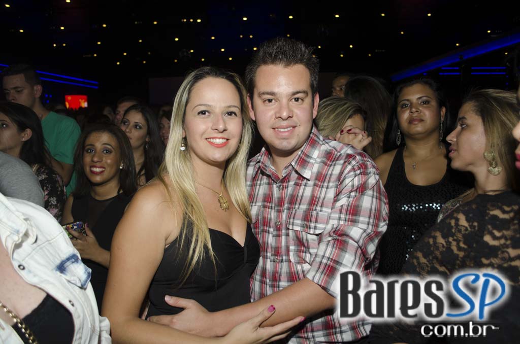 Henrique & Diego receberam convidados em show de lançamento da Festa do Peão de Barretos 2015 no Espaço das Américas Henrique & Diego receberam convidados em show de lançamento da Festa do Peão de Barretos 2015 no Espaço das Américas