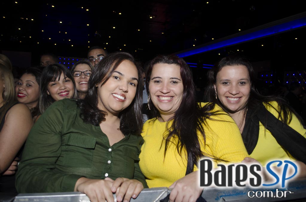 Henrique & Diego receberam convidados em show de lançamento da Festa do Peão de Barretos 2015 no Espaço das Américas Henrique & Diego receberam convidados em show de lançamento da Festa do Peão de Barretos 2015 no Espaço das Américas