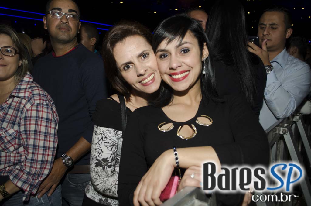 Henrique & Diego receberam convidados em show de lançamento da Festa do Peão de Barretos 2015 no Espaço das Américas Henrique & Diego receberam convidados em show de lançamento da Festa do Peão de Barretos 2015 no Espaço das Américas