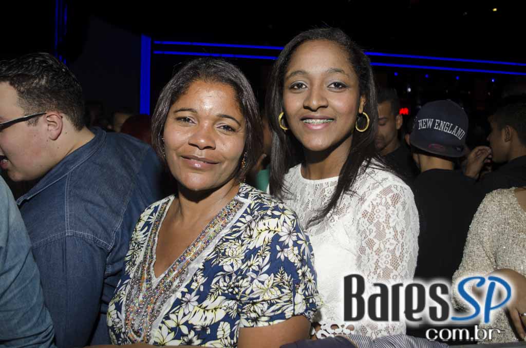 Henrique & Diego receberam convidados em show de lançamento da Festa do Peão de Barretos 2015 no Espaço das Américas Henrique & Diego receberam convidados em show de lançamento da Festa do Peão de Barretos 2015 no Espaço das Américas