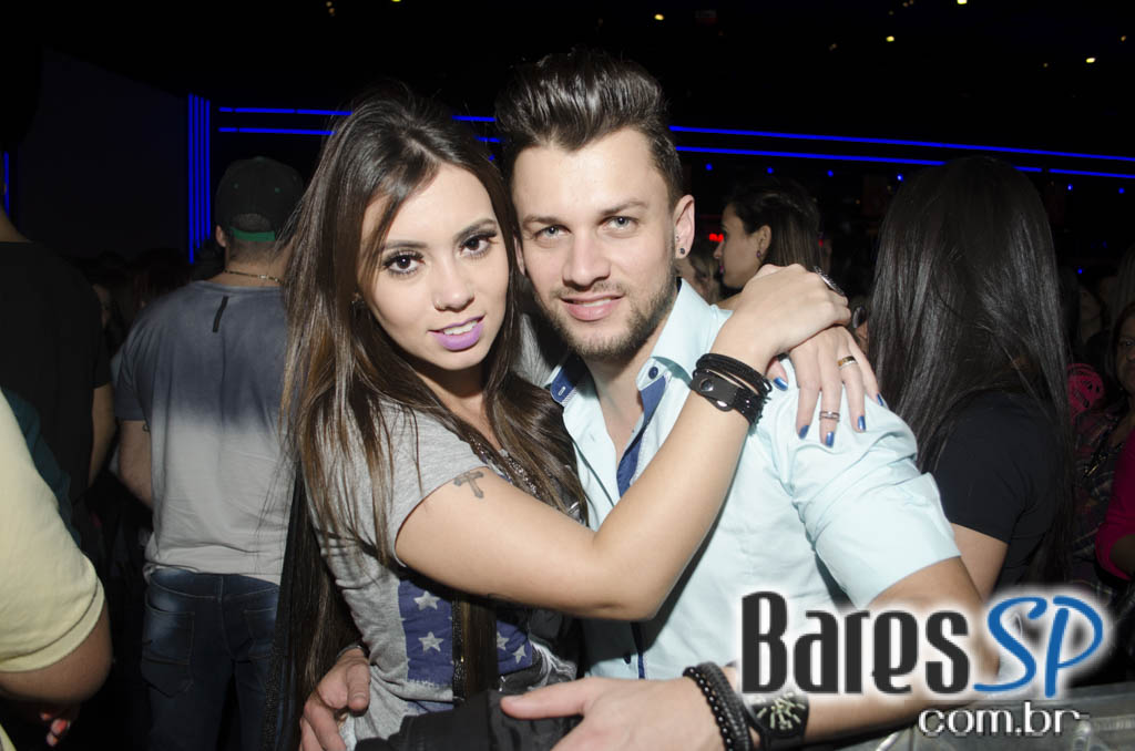 Henrique & Diego receberam convidados em show de lançamento da Festa do Peão de Barretos 2015 no Espaço das Américas Henrique & Diego receberam convidados em show de lançamento da Festa do Peão de Barretos 2015 no Espaço das Américas