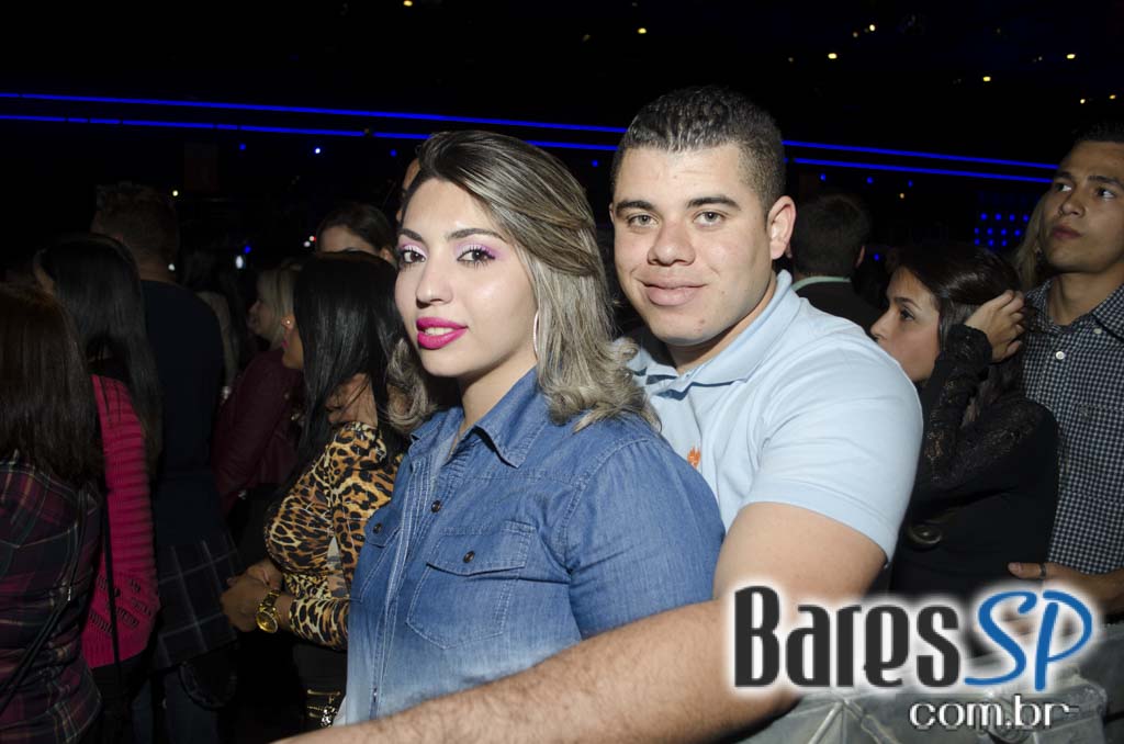 Henrique & Diego receberam convidados em show de lançamento da Festa do Peão de Barretos 2015 no Espaço das Américas Henrique & Diego receberam convidados em show de lançamento da Festa do Peão de Barretos 2015 no Espaço das Américas