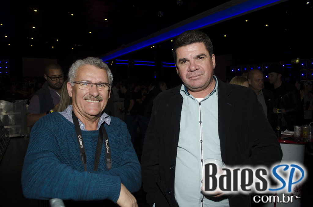 Henrique & Diego receberam convidados em show de lançamento da Festa do Peão de Barretos 2015 no Espaço das Américas Henrique & Diego receberam convidados em show de lançamento da Festa do Peão de Barretos 2015 no Espaço das Américas