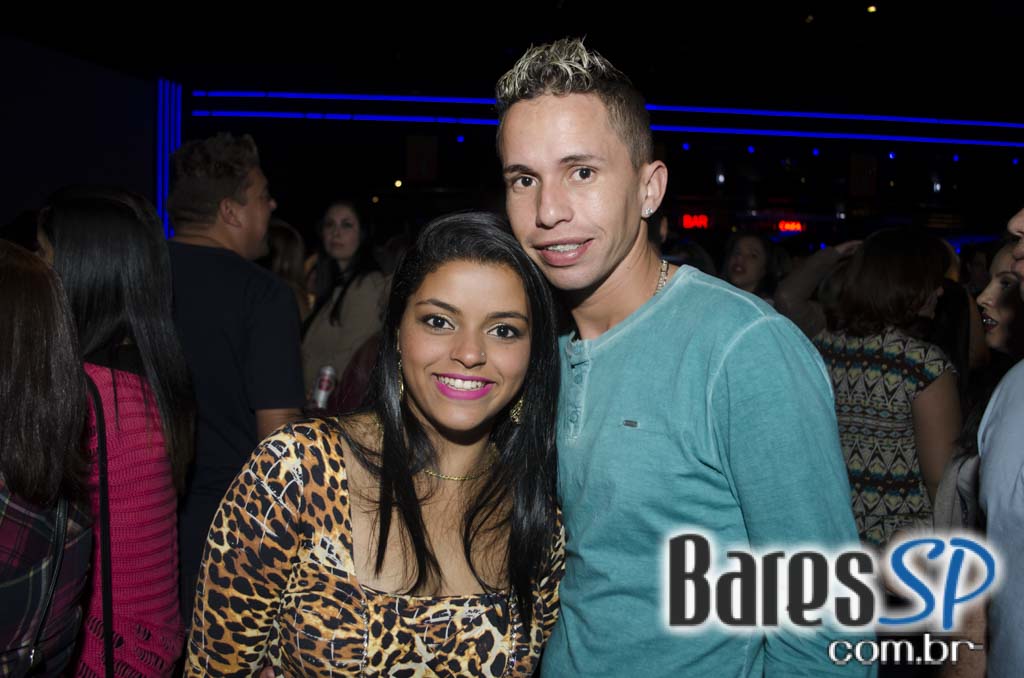 Henrique & Diego receberam convidados em show de lançamento da Festa do Peão de Barretos 2015 no Espaço das Américas Henrique & Diego receberam convidados em show de lançamento da Festa do Peão de Barretos 2015 no Espaço das Américas