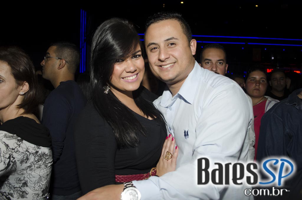 Henrique & Diego receberam convidados em show de lançamento da Festa do Peão de Barretos 2015 no Espaço das Américas Henrique & Diego receberam convidados em show de lançamento da Festa do Peão de Barretos 2015 no Espaço das Américas