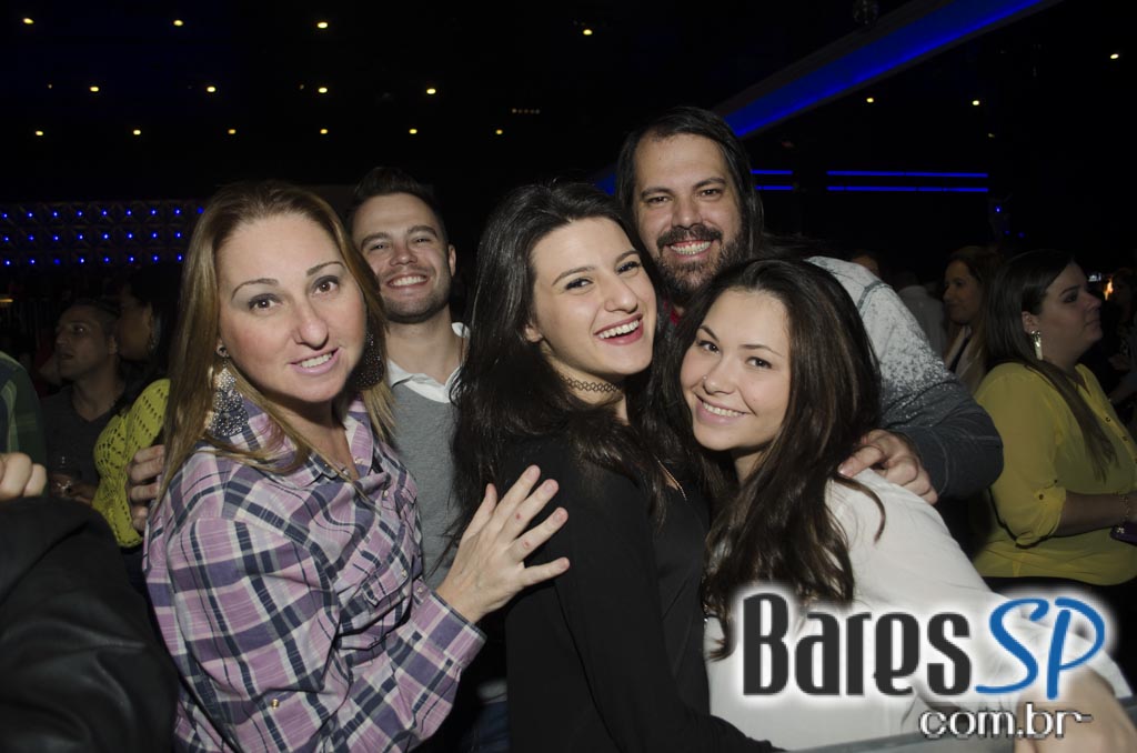 Henrique & Diego receberam convidados em show de lançamento da Festa do Peão de Barretos 2015 no Espaço das Américas Henrique & Diego receberam convidados em show de lançamento da Festa do Peão de Barretos 2015 no Espaço das Américas