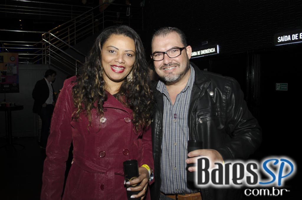 Henrique & Diego receberam convidados em show de lançamento da Festa do Peão de Barretos 2015 no Espaço das Américas Henrique & Diego receberam convidados em show de lançamento da Festa do Peão de Barretos 2015 no Espaço das Américas