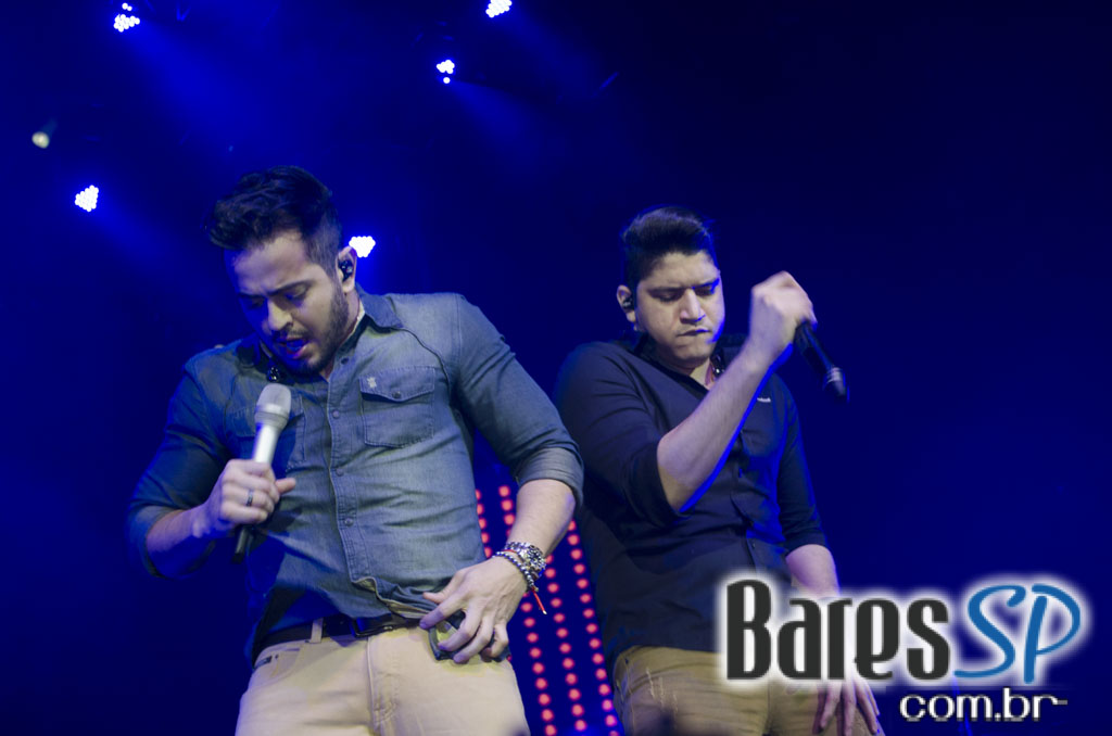 Henrique & Diego receberam convidados em show de lançamento da Festa do Peão de Barretos 2015 no Espaço das Américas Henrique & Diego receberam convidados em show de lançamento da Festa do Peão de Barretos 2015 no Espaço das Américas