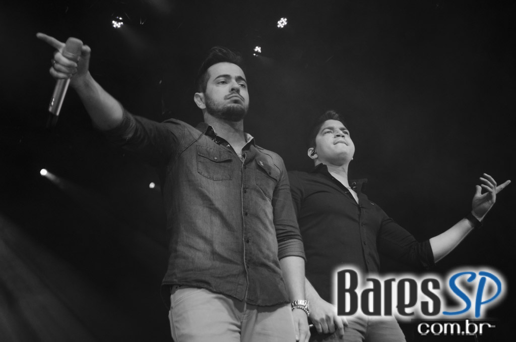 Henrique & Diego receberam convidados em show de lançamento da Festa do Peão de Barretos 2015 no Espaço das Américas Henrique & Diego receberam convidados em show de lançamento da Festa do Peão de Barretos 2015 no Espaço das Américas