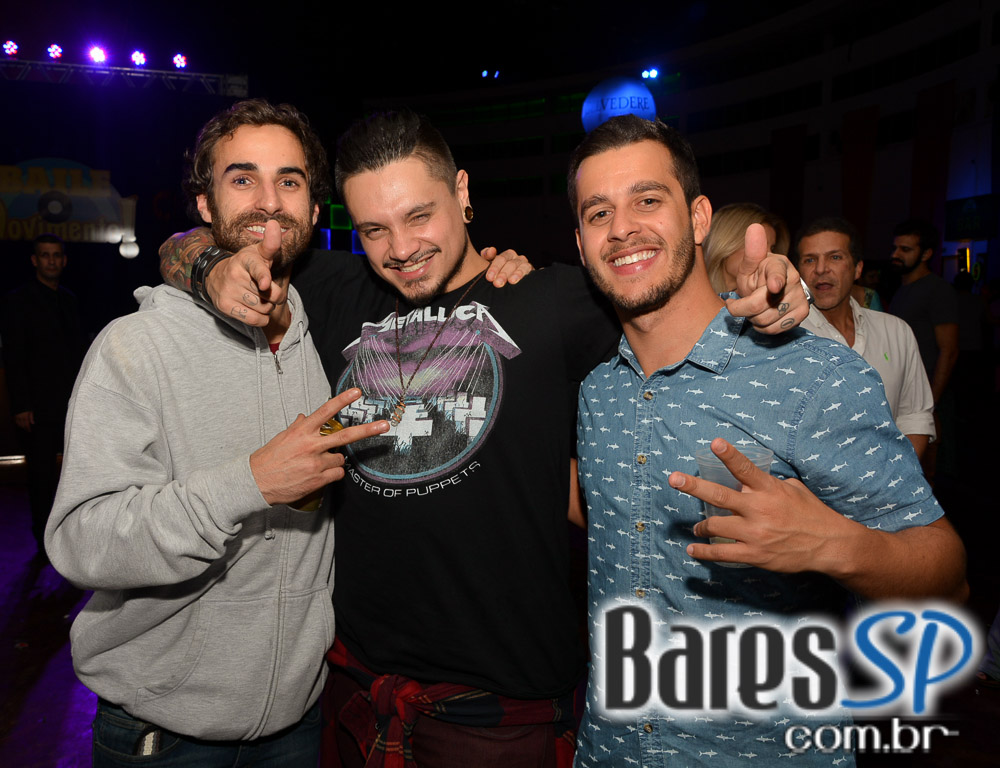 Baile do Movimento com show do cantor Péricles no Esporte Clube Pinheiros Baile do Movimento com show do cantor Péricles no Esporte Clube Pinheiros