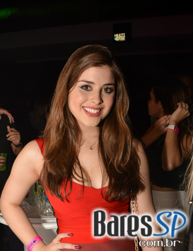 Baile do Movimento com show do cantor Péricles no Esporte Clube Pinheiros Baile do Movimento com show do cantor Péricles no Esporte Clube Pinheiros