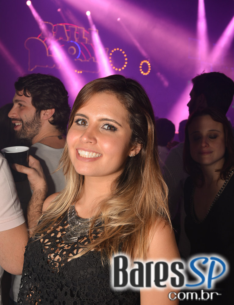 Baile do Movimento com show do cantor Péricles no Esporte Clube Pinheiros Baile do Movimento com show do cantor Péricles no Esporte Clube Pinheiros