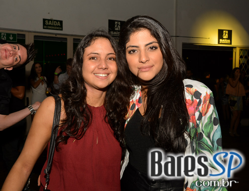 Baile do Movimento com show do cantor Péricles no Esporte Clube Pinheiros Baile do Movimento com show do cantor Péricles no Esporte Clube Pinheiros