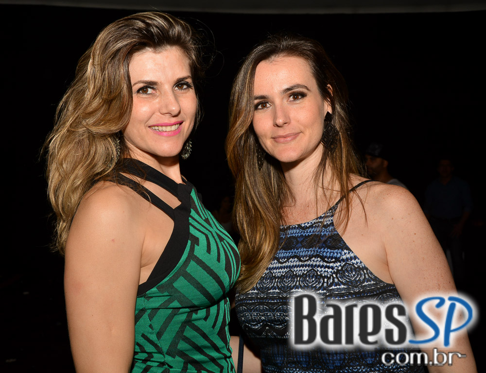 Baile do Movimento com show do cantor Péricles no Esporte Clube Pinheiros Baile do Movimento com show do cantor Péricles no Esporte Clube Pinheiros