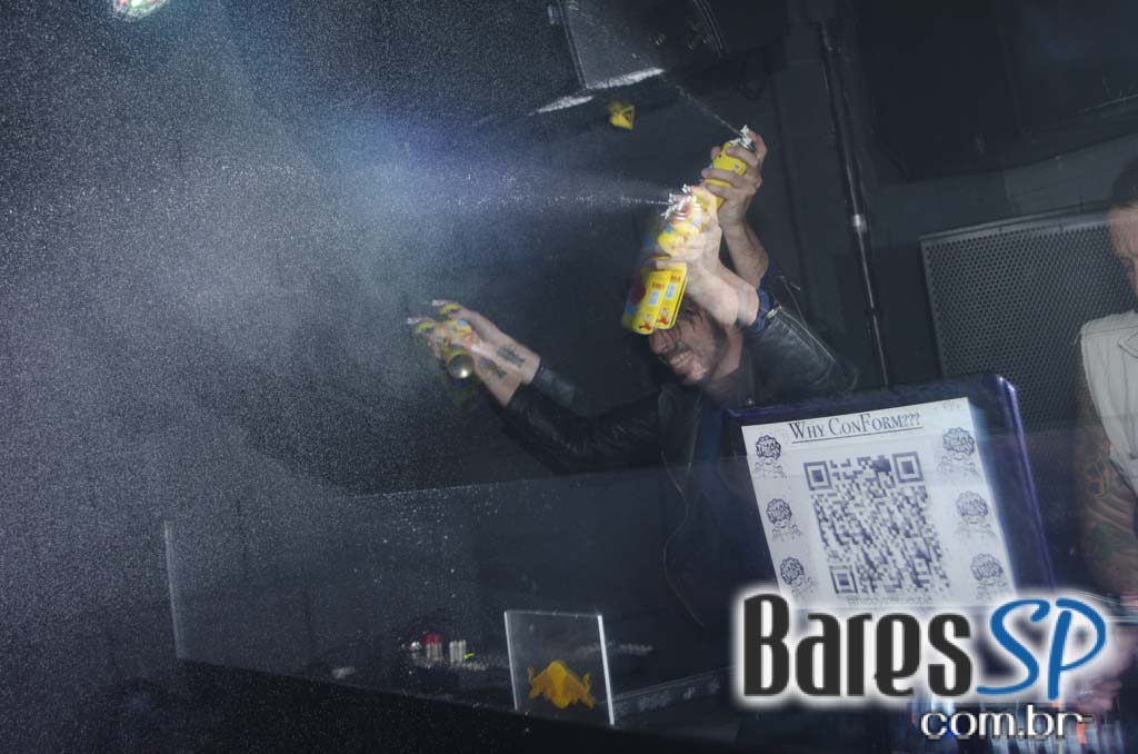 Garage Club realizou a Festa Motion com DJ Maroni e convidados Garage Club realizou a Festa Motion com DJ Maroni e convidados