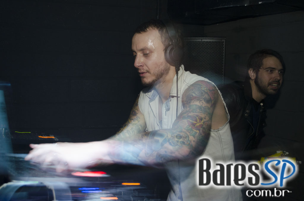 Garage Club realizou a Festa Motion com DJ Maroni e convidados Garage Club realizou a Festa Motion com DJ Maroni e convidados