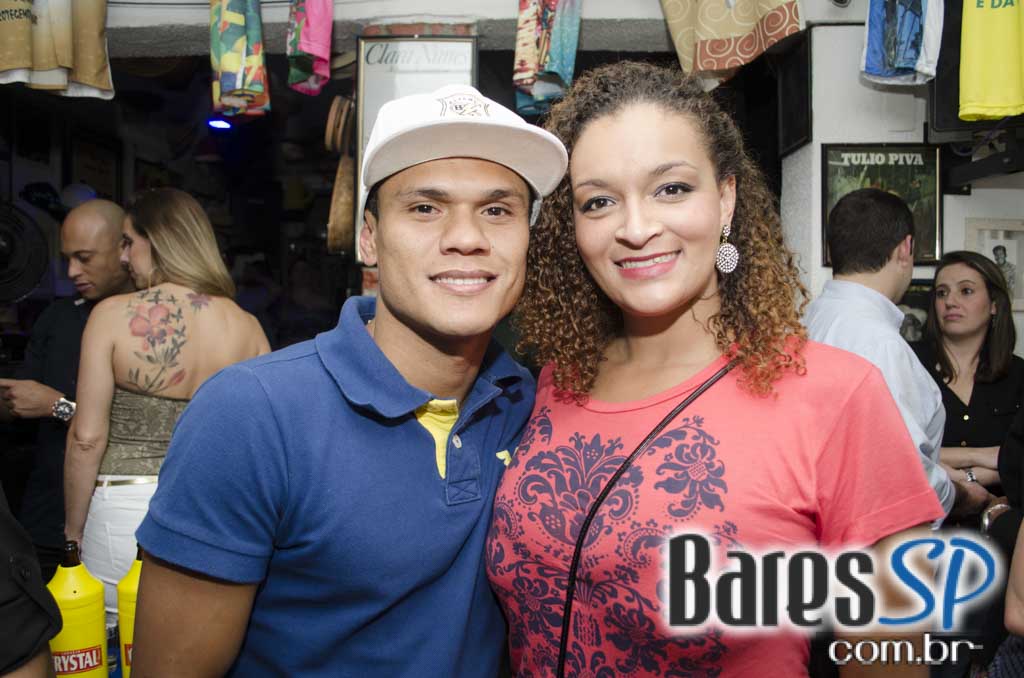 Bar na Aba recebeu show ao vivo de Ney Silva, Carol Mota e Reinaldo Ney Bar na Aba recebeu show ao vivo de Ney Silva, Carol Mota e Reinaldo Ney