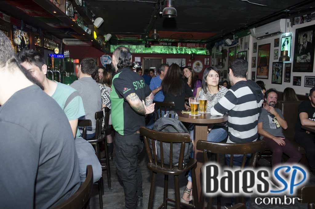 Partisans Pub comemorou aniversário de 3 anos com show do Grupo Partisans Electric Trio Partisans Pub comemorou aniversário de 3 anos com show do Grupo Partisans Electric Trio