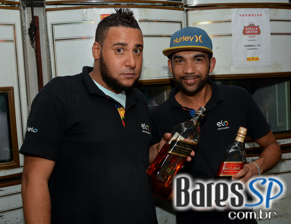 Boteco do Seu Zé recebeu o show ao vivo do cantor Marco Viana no sábado Boteco do Seu Zé recebeu o show ao vivo do cantor Marco Viana no sábado