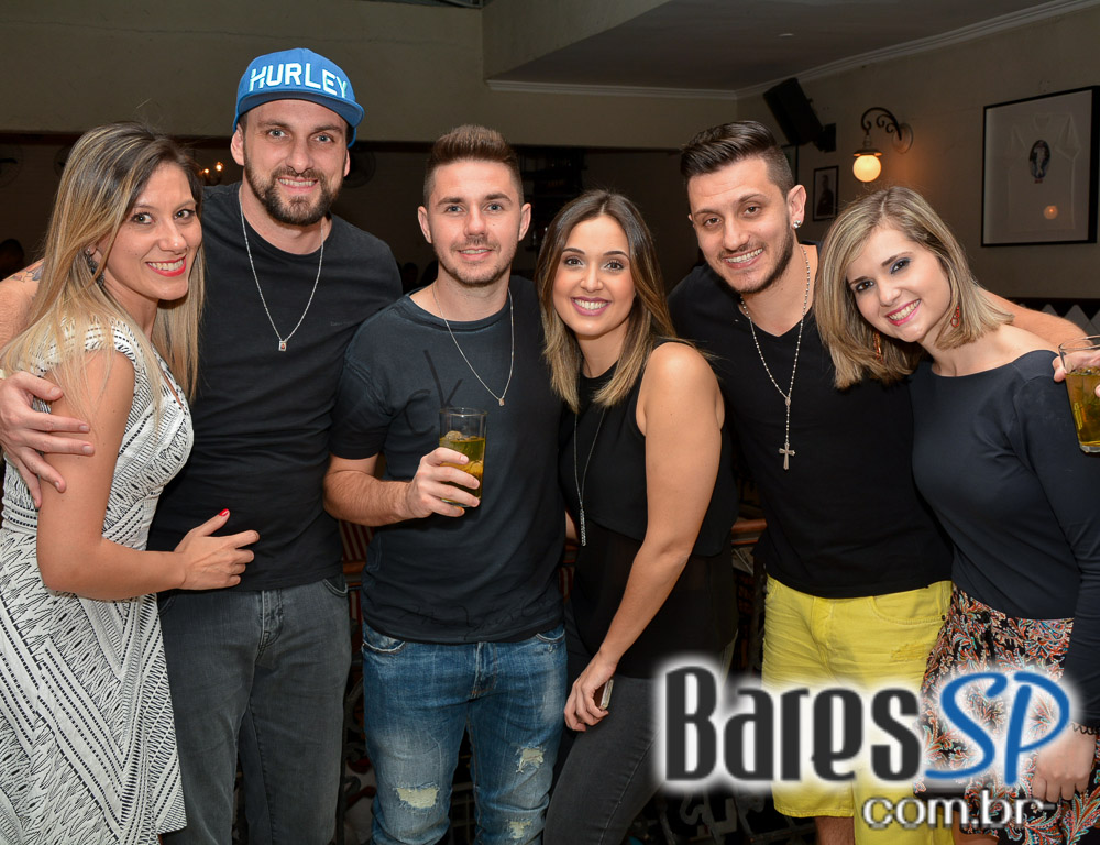 Boteco do Seu Zé recebeu o show ao vivo do cantor Marco Viana no sábado Boteco do Seu Zé recebeu o show ao vivo do cantor Marco Viana no sábado