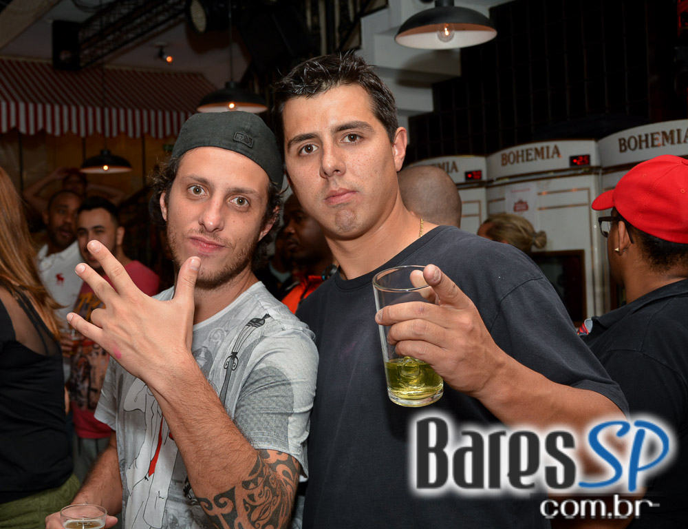 Boteco do Seu Zé recebeu o show ao vivo do cantor Marco Viana no sábado Boteco do Seu Zé recebeu o show ao vivo do cantor Marco Viana no sábado