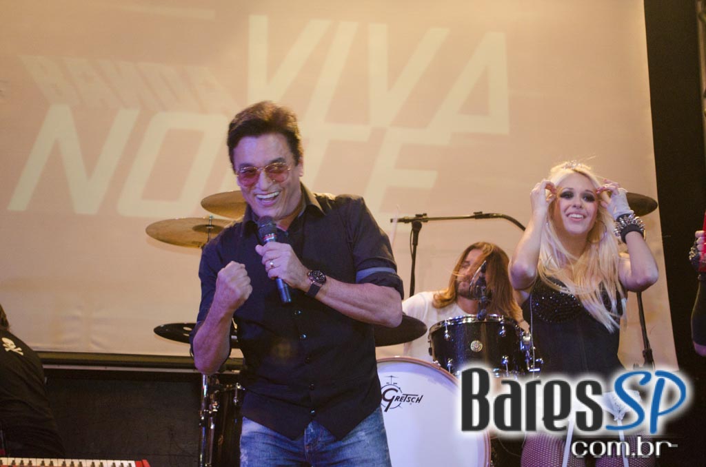 Na Mata Café apresentou show ao vivo da Banda Viva Noite com participação de Nahim Na Mata Café apresentou show ao vivo da Banda Viva Noite com participação de Nahim