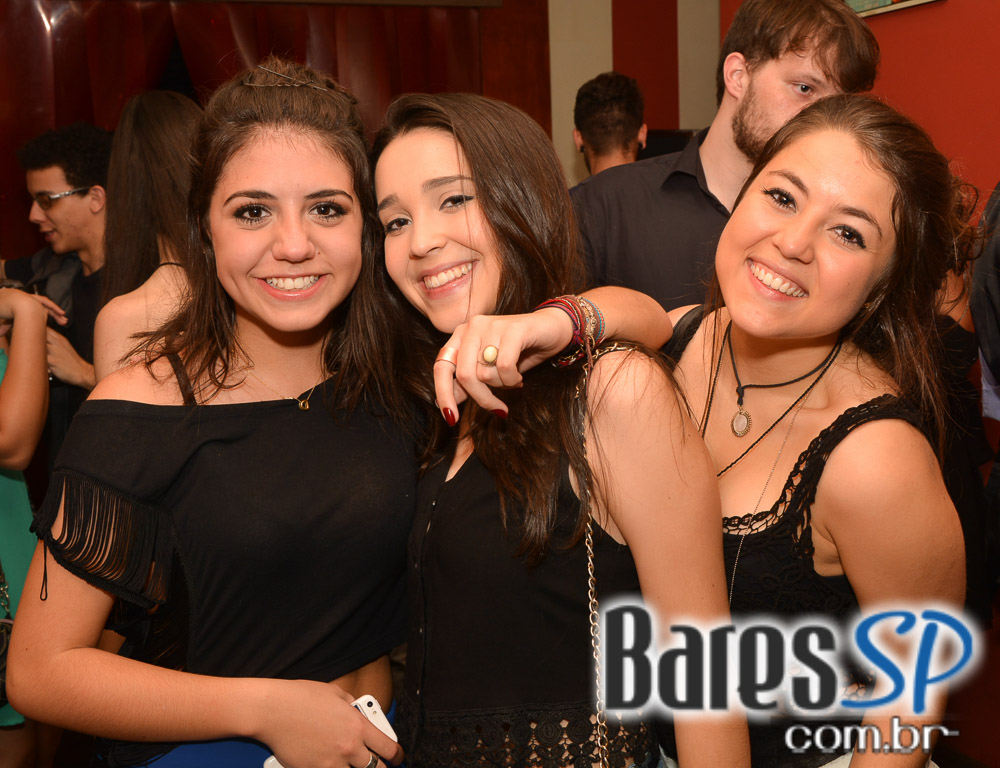 Tex- Redneck Bar realizou a Yolo Rock Night com muitas atrações e música Tex- Redneck Bar realizou a Yolo Rock Night com muitas atrações e música