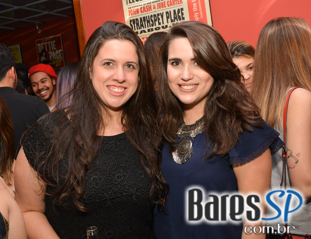 Tex- Redneck Bar realizou a Yolo Rock Night com muitas atrações e música Tex- Redneck Bar realizou a Yolo Rock Night com muitas atrações e música