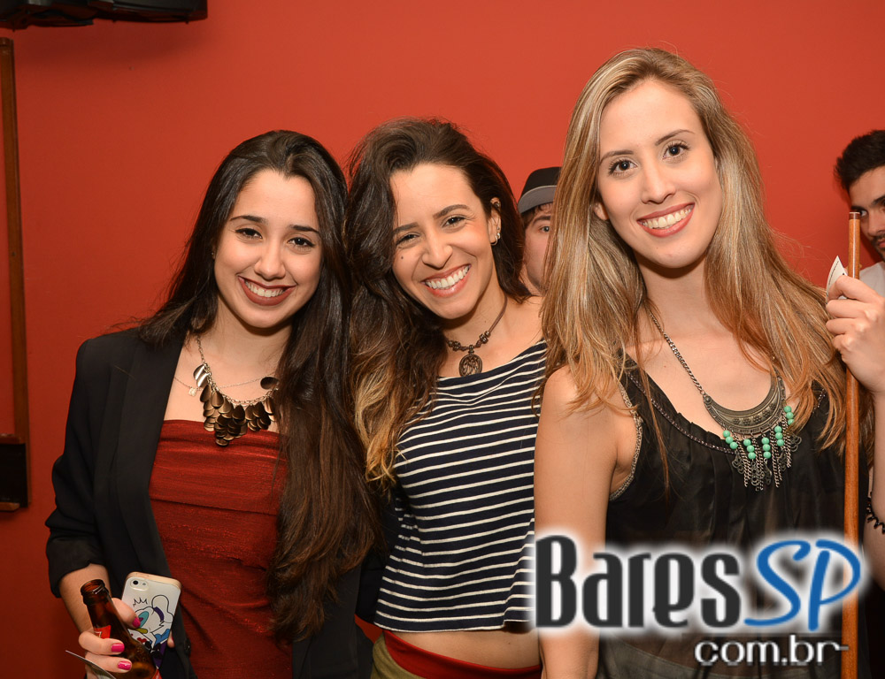 Tex- Redneck Bar realizou a Yolo Rock Night com muitas atrações e música Tex- Redneck Bar realizou a Yolo Rock Night com muitas atrações e música