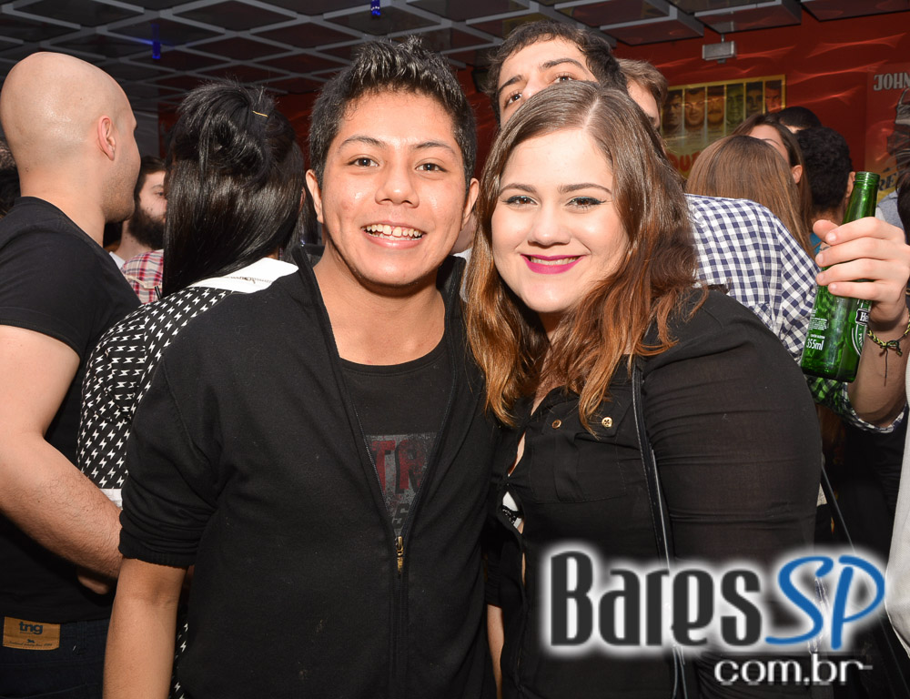 Tex- Redneck Bar realizou a Yolo Rock Night com muitas atrações e música Tex- Redneck Bar realizou a Yolo Rock Night com muitas atrações e música