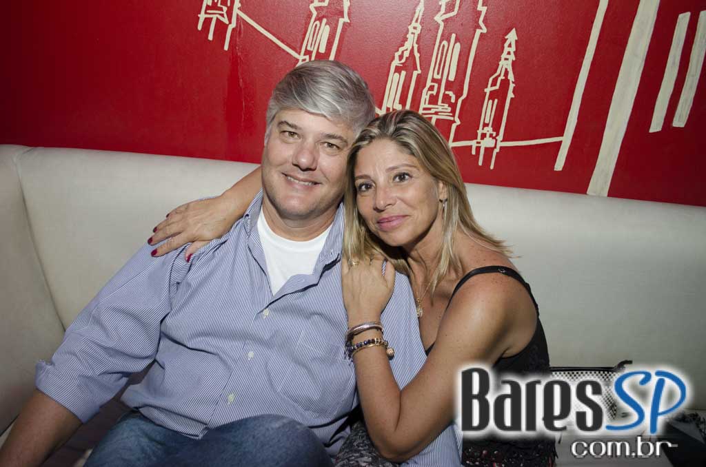 Rodrigo Morandi e Banda Norfolk agitaram a noite do London Station Rodrigo Morandi e Banda Norfolk agitaram a noite do London Station