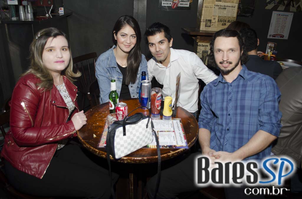 Bandas Sugar Foot e Olympus animaram a noite do London Station Bandas Sugar Foot e Olympus animaram a noite do London Station