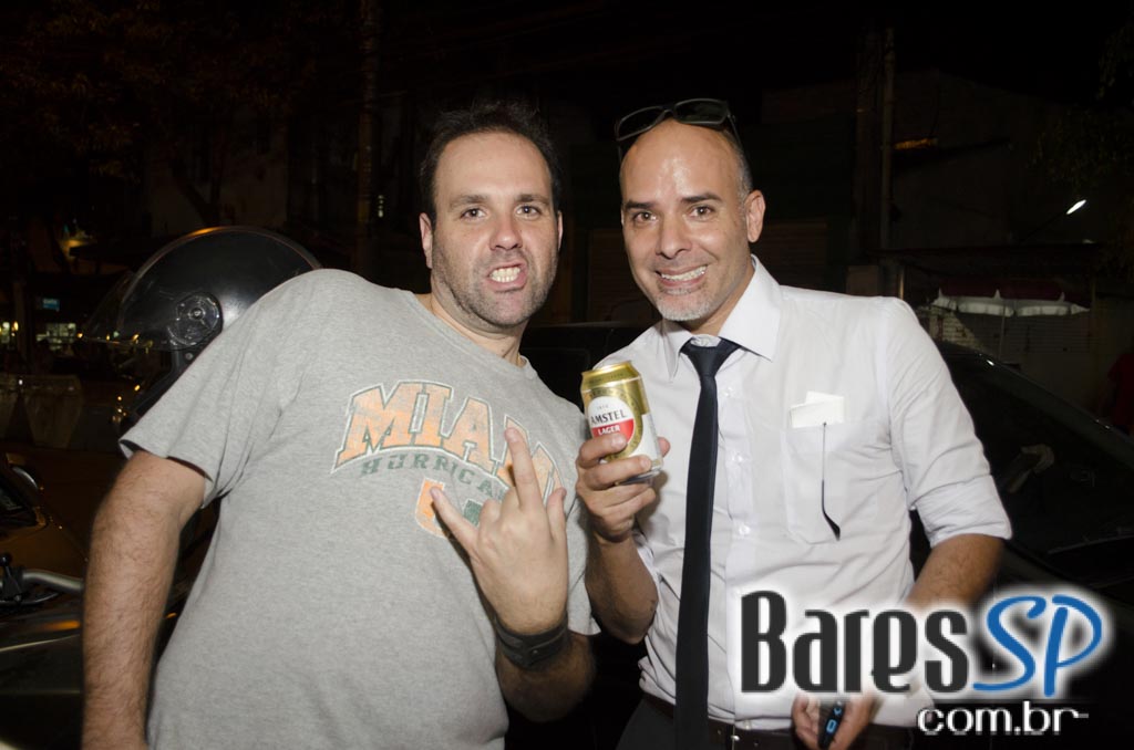 Presley Pub comemorou o Dia da Cerveja com lançamento de cerveja e show de rock Presley Pub comemorou o Dia da Cerveja com lançamento de cerveja e show de rock