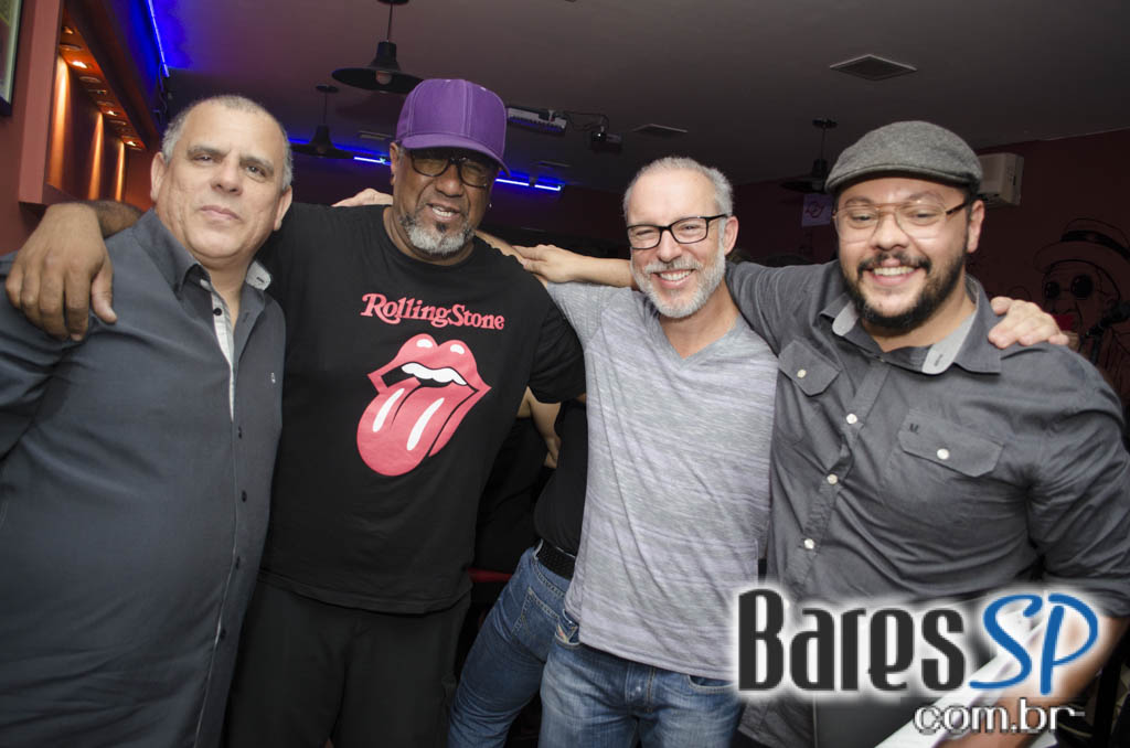 Boss- Home The Blues recebeu show de Bandas Martini Blues e convidados no Dia da Cerveja Boss- Home The Blues recebeu show de Bandas Martini Blues e convidados no Dia da Cerveja