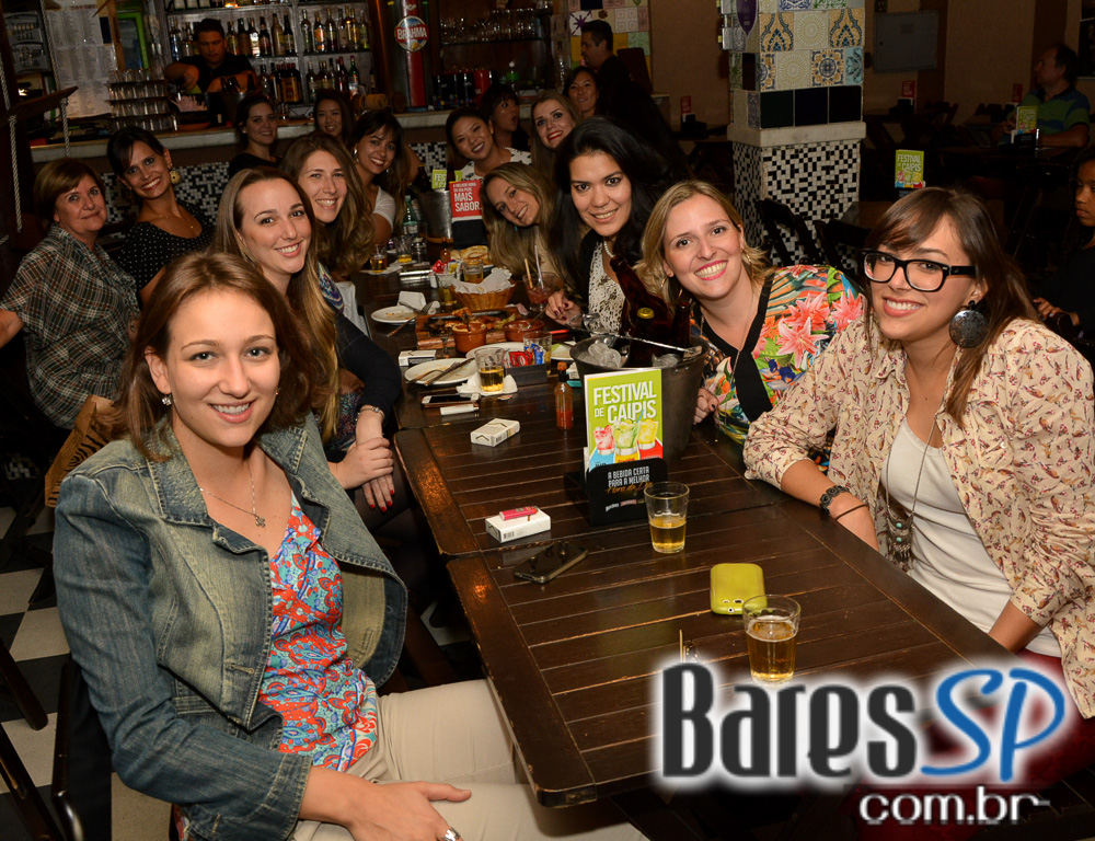 Apresentação de Luiz Fernando & Vadinho Theo no Porto Madalena Apresentação de Luiz Fernando & Vadinho Theo no Porto Madalena