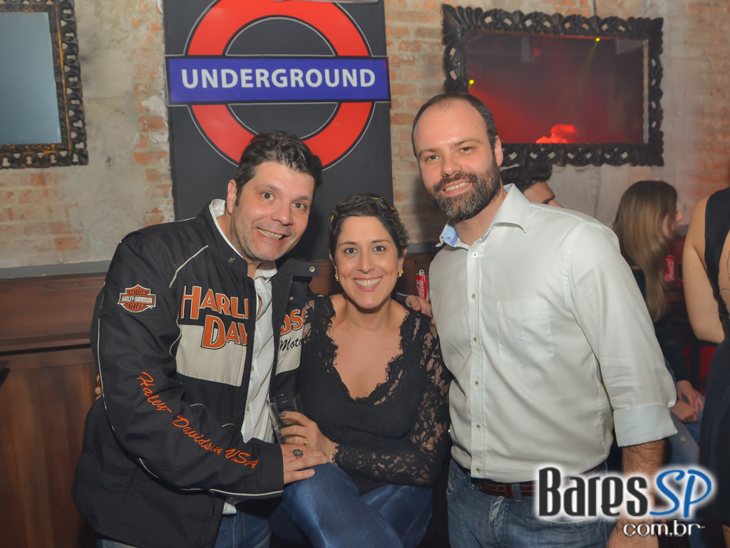 St Georges Pub recebeu os agitos da Banda Overman que animou a sexta St Georges Pub recebeu os agitos da Banda Overman que animou a sexta