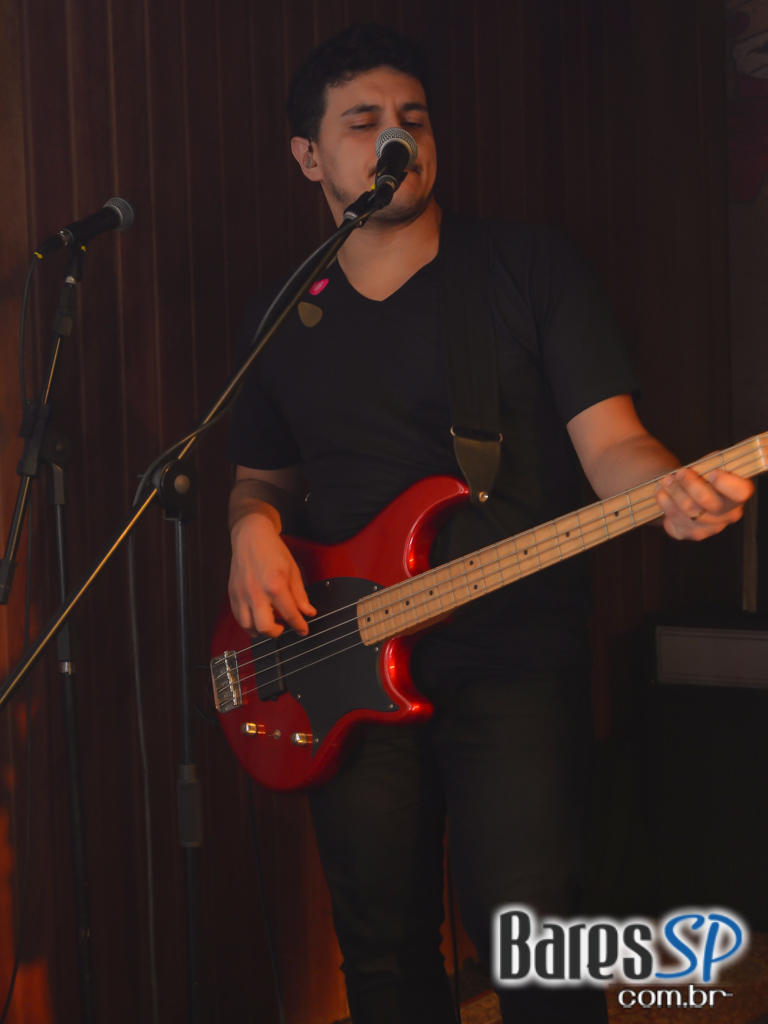 St Georges Pub recebeu os agitos da Banda Overman que animou a sexta St Georges Pub recebeu os agitos da Banda Overman que animou a sexta